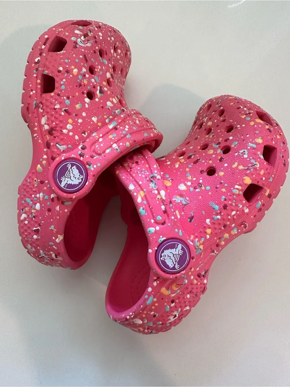 Crocs Kids' Classic Clog Size 6C - Pink Confetti
